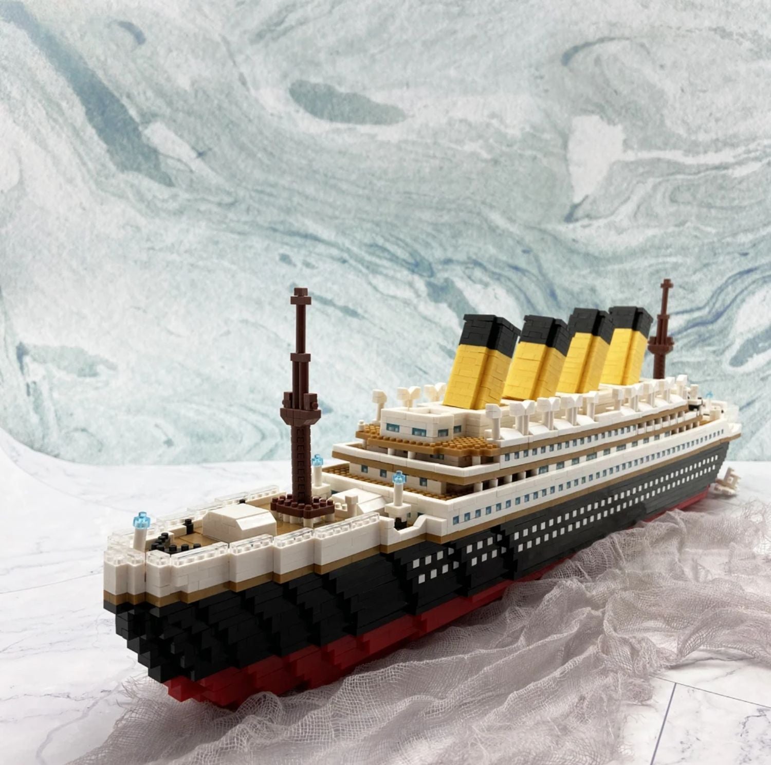 Serenosole™ ShipCraft Titanic Construction Kit | Create an iconic ship with your own hands